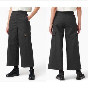 Dickies Cropped Cargo Wide Leg Pants